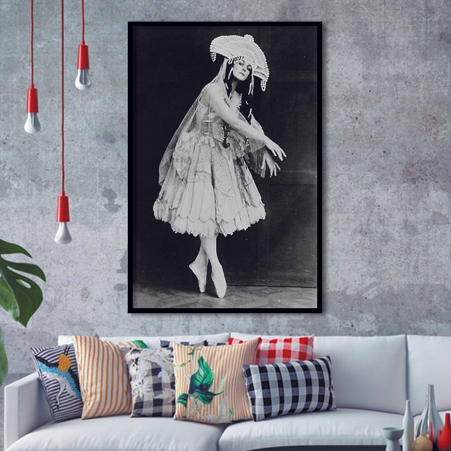 Ballerina Black And White Print, Vintage Dancer Framed Art Print Wall Art Decor,Framed Picture