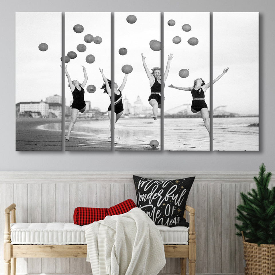 Beach Girls Balloon Black And White Print, Vintage Beach Style Larger Canvas Art, 5 Piece Canvas Prints Wall Art Decor
