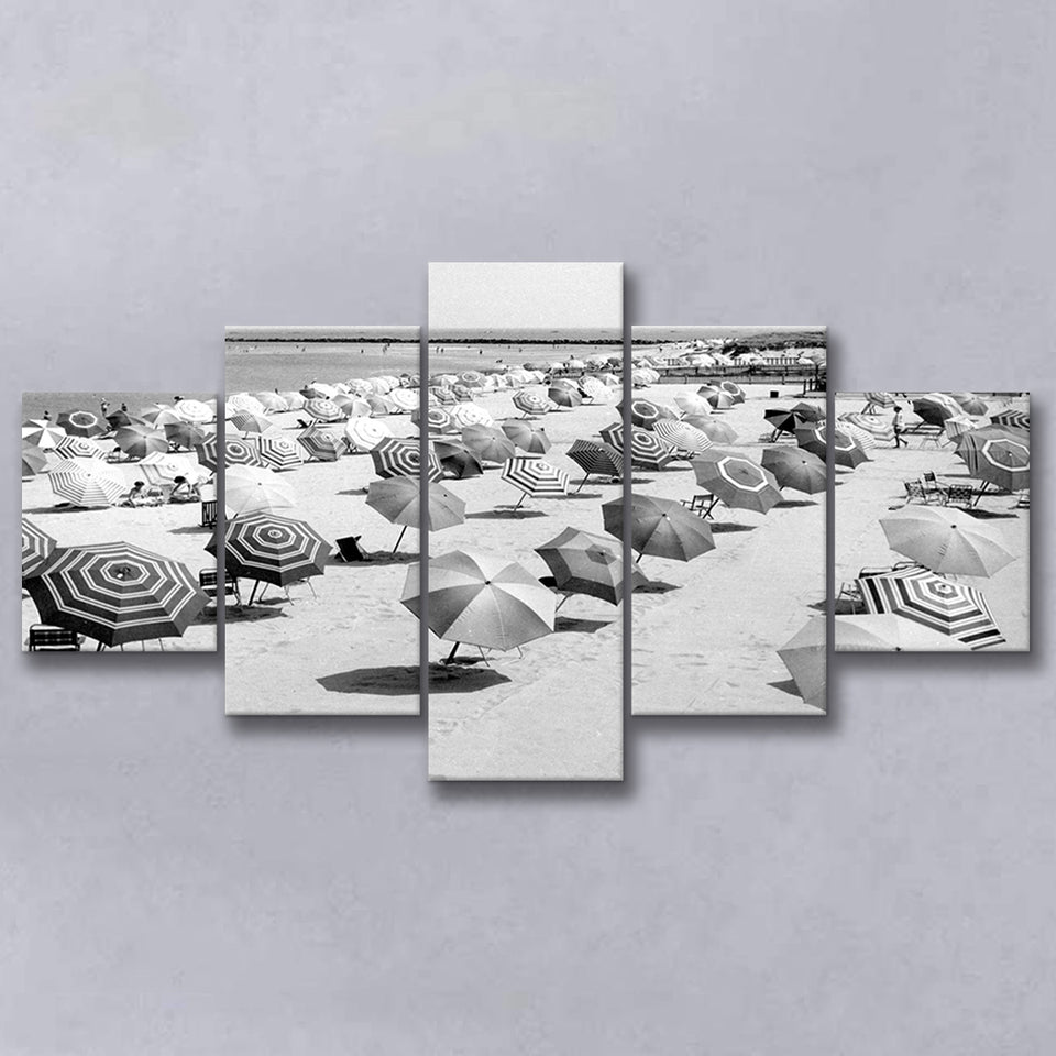 Beach Umbrellas Black And White Print, Vintage Beach Style 5 Panels, Canvas Prints Wall Art Decor, Large Canvas Art