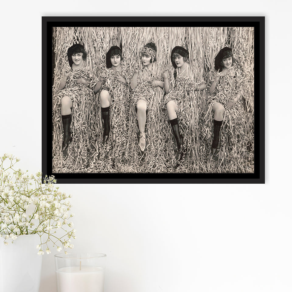 Confetti Girls Photo Black And White Print, Retro Hollywood Flapper Girls Framed Canvas Prints Wall Art Home Decor,Floating Frame