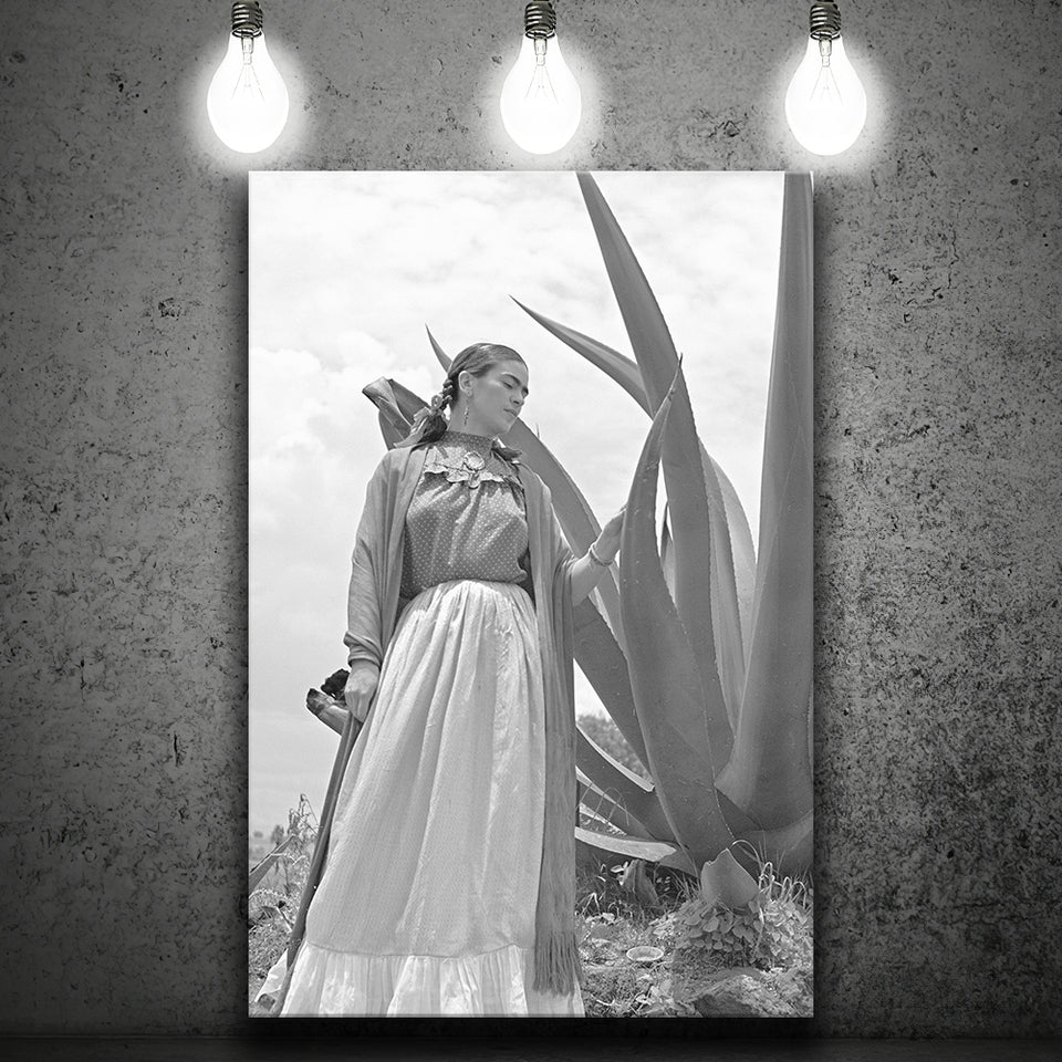 Frida Kahlo Black And White Print, Frida With Agave Plant Art Canvas Prints Wall Art Home Decor