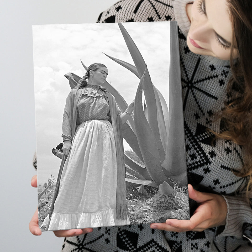 Frida Kahlo Black And White Print, Frida With Agave Plant Art Canvas Prints Wall Art Home Decor
