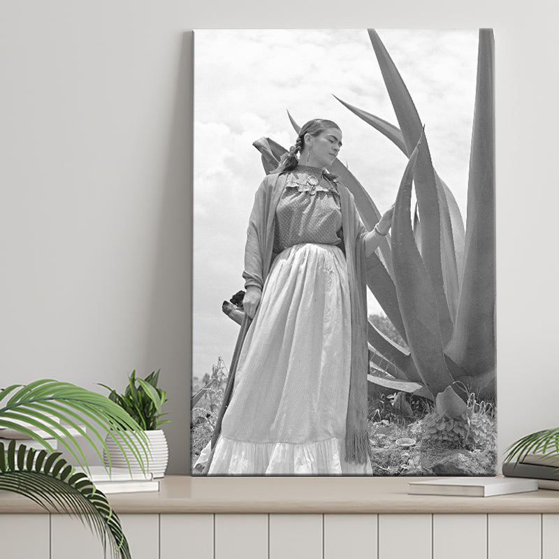 Frida Kahlo Black And White Print, Frida With Agave Plant Art Canvas P –  UnixCanvas