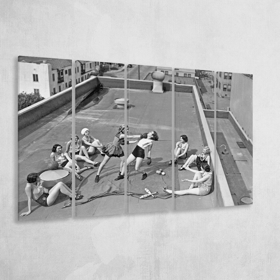 Girls Boxing Black And White Print, Vintage Rooftop Girls Boxing Larger Canvas Art, 5 Piece Canvas Prints Wall Art Decor