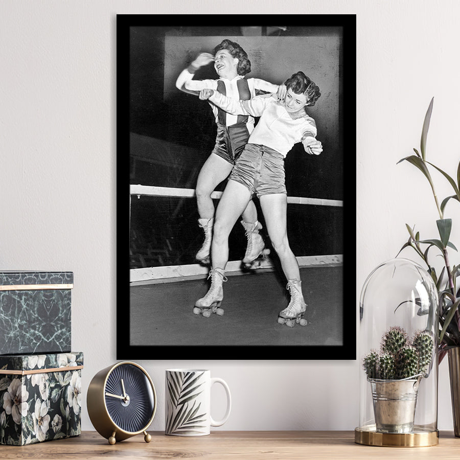 Girls Roller Derby Black And White Print, Vintage Women'S League Derby Match Framed Art Print Wall Art Decor,Framed Picture