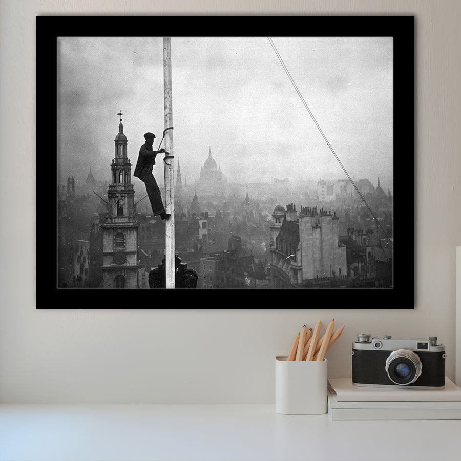 London Cityscape Black And White Print, City Worker Vintage Framed Art Prints, Wall Art,Home Decor,Framed Picture