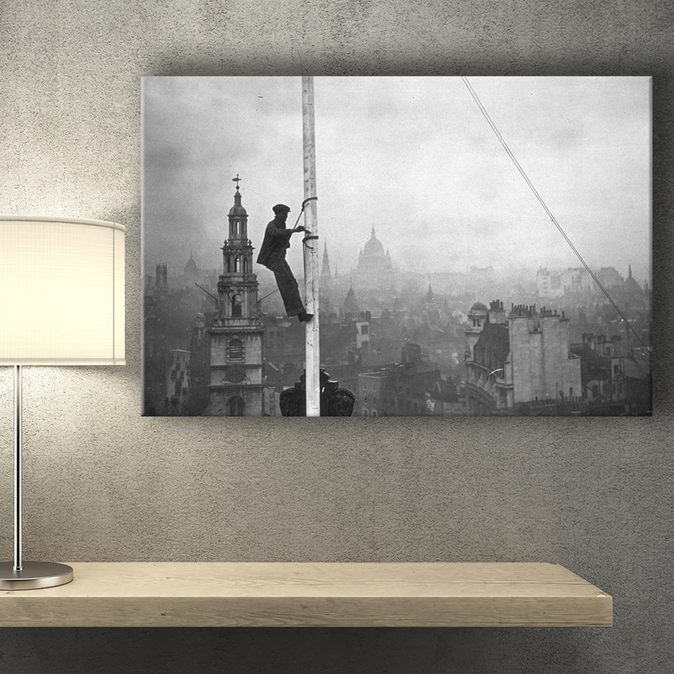 London Cityscape Black And White Print, City Worker Vintage Canvas Prints Wall Art Home Decor