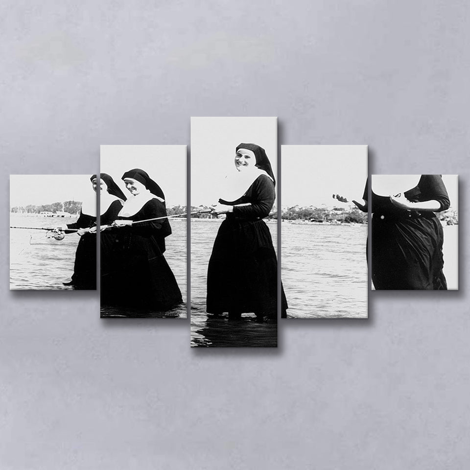 Nuns Fishing Black And White Print, Nuns Having Fun 5 Panels, Canvas Prints Wall Art Decor, Large Canvas Art