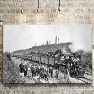 Steam Train Black And White Print, Vintage Locomotive Train Canvas Prints Wall Art Home Decor