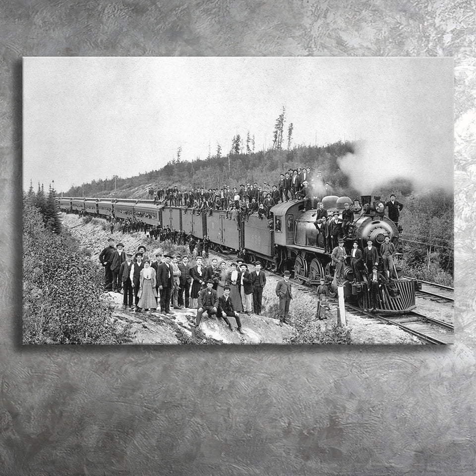 Steam Train Black And White Print, Vintage Locomotive Train Canvas Prints Wall Art Home Decor