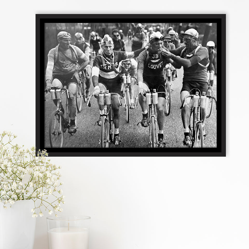 Tour De France Cyclists Smoking Black And White Print, Tour De France Bikers Framed Canvas Prints Wall Art Home Decor,Floating Frame