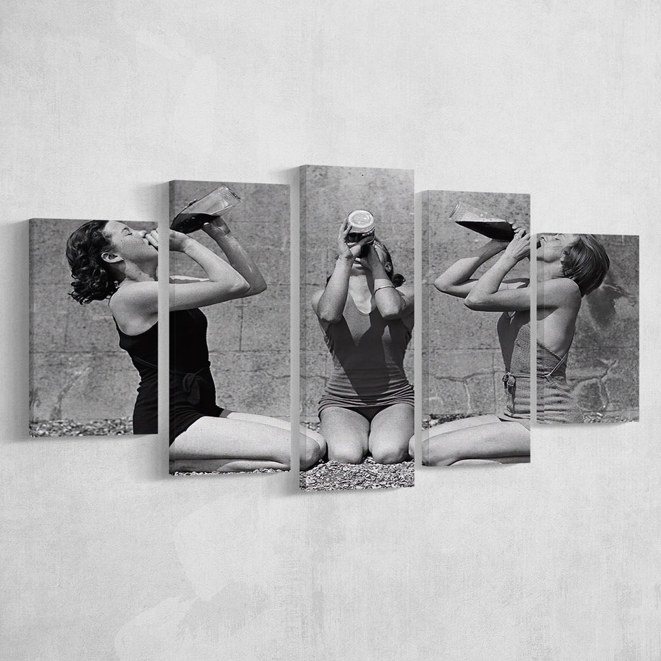 Vintage Girls Drinking Wine At The Beach Black And White Print, 5 Panels, Canvas Prints Wall Art Decor, Large Canvas Art