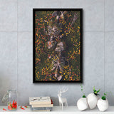 Hugging Couple Skull Canvas Wall Art, Framed Canvas Prints Wall Art Home Decor,Floating Frame, Ready to Hang